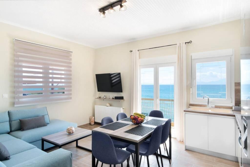 ネア・イラクリア Endless Sea View Houseヴィラ エクステリア 写真