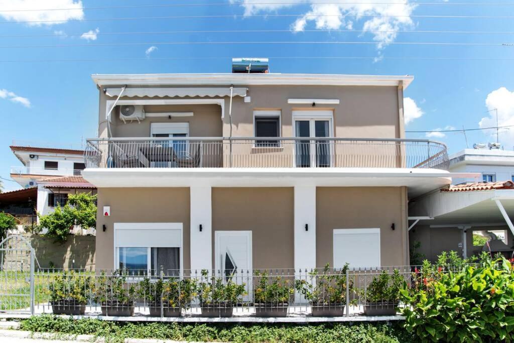 ネア・イラクリア Endless Sea View Houseヴィラ エクステリア 写真