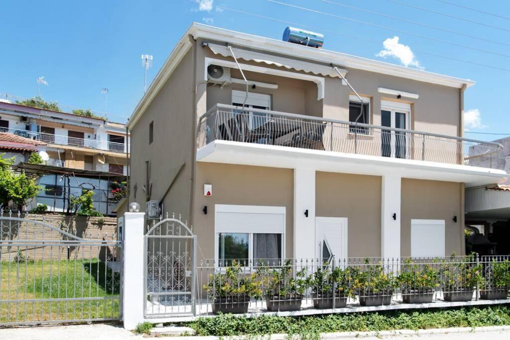 ネア・イラクリア Endless Sea View Houseヴィラ エクステリア 写真
